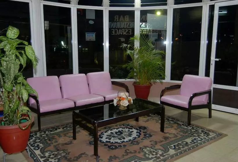 هتل Hôtel Tombontsoa
