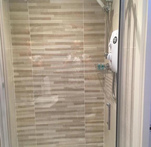 צימר The Harbour Inn