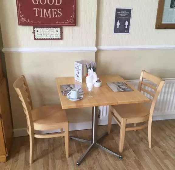 Aamiaismajoitus (B&B) The Harbour Inn