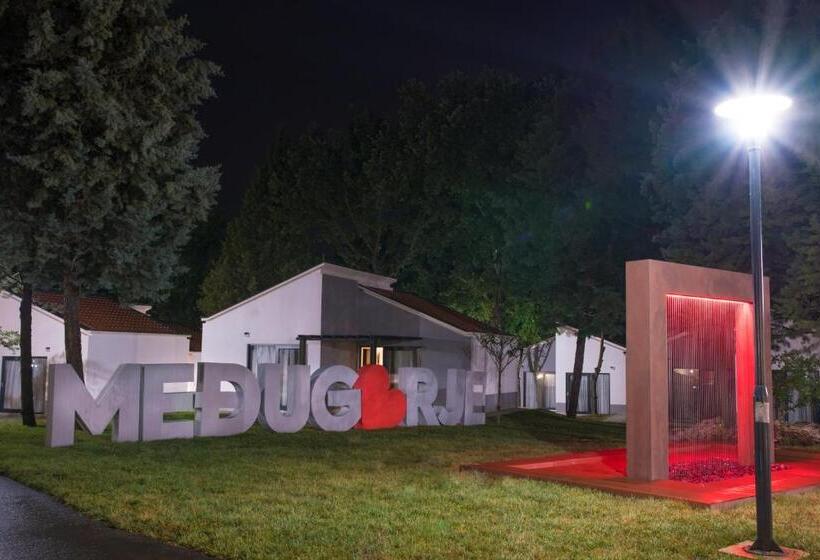 هاستل Forest Međugorje