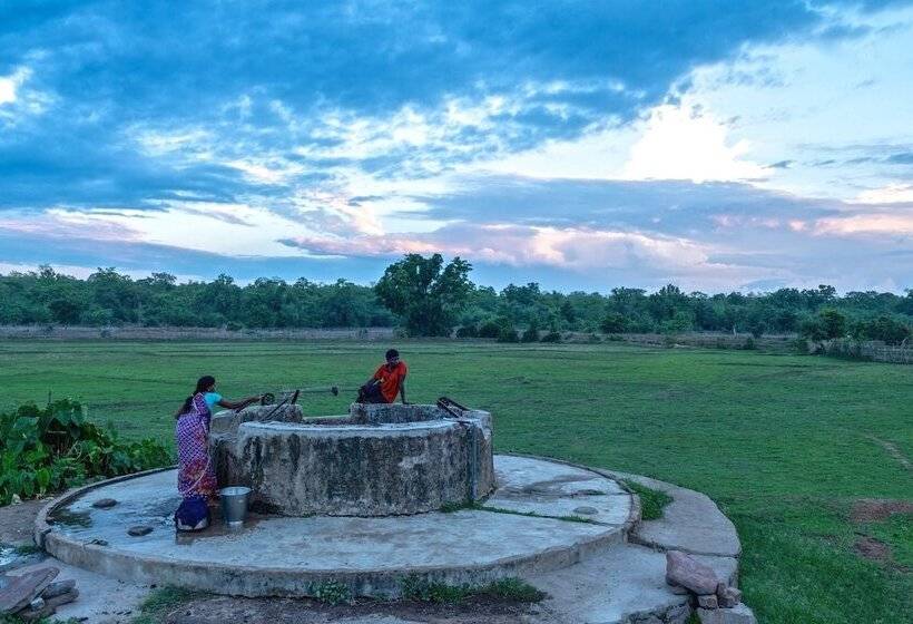 Отель Red Earth Tadoba