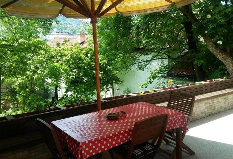 پانسیون Abaguesthouse