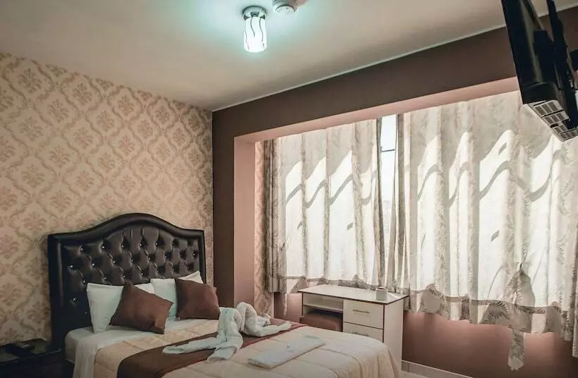 پانسیون Hostal Spring