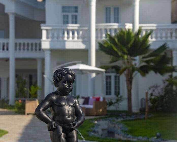 پانسیون Petit Brussel