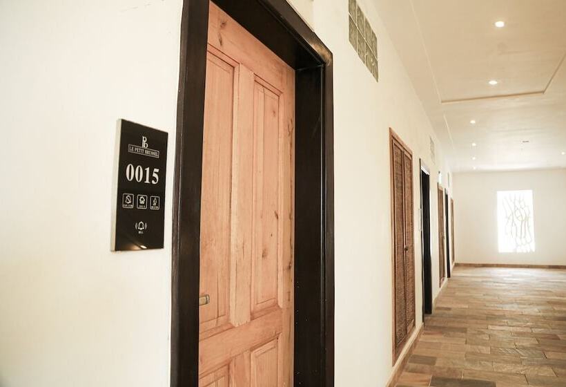 پانسیون Petit Brussel