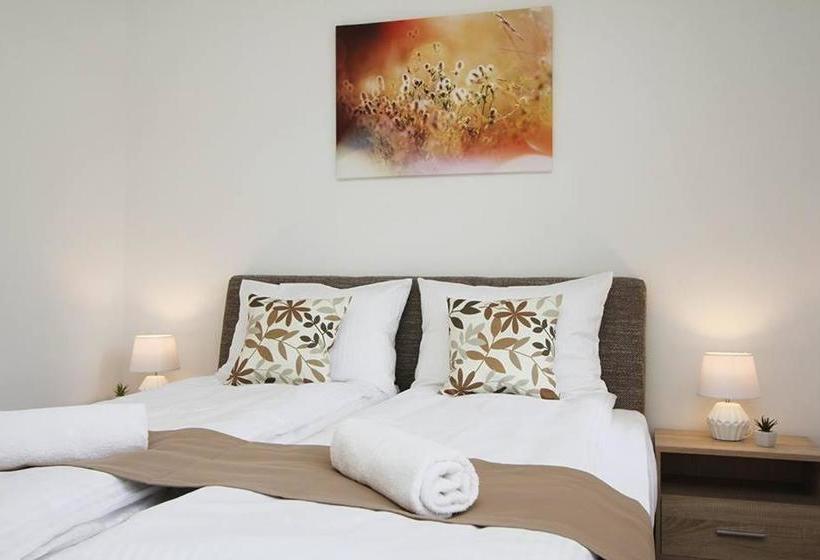 ベッドアンドブレックファースト Boutique Apartments