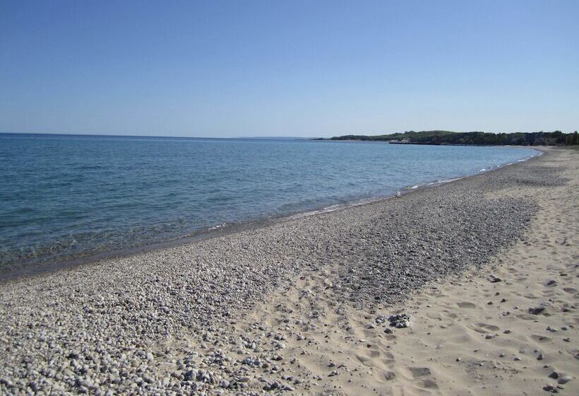 مبيت وإفطار Charlevoix House