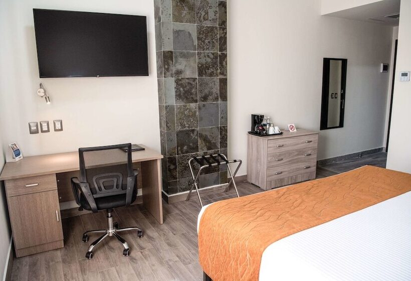 فندق Comfort Inn Irapuato