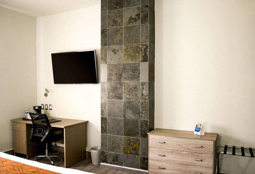 فندق Comfort Inn Irapuato