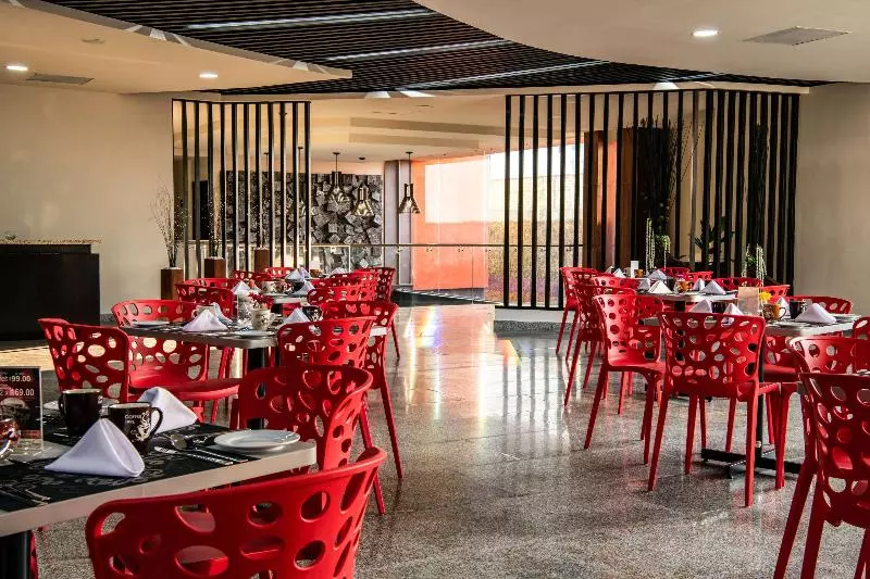 هتل Comfort Inn Irapuato