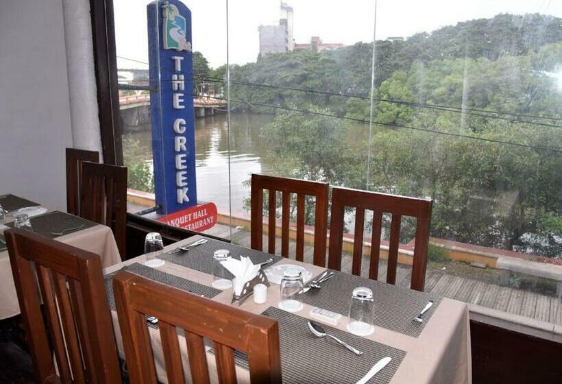 Creek Hotel   Panaji