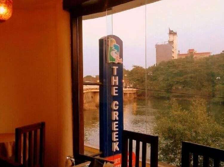 Creek Hotel   Panaji