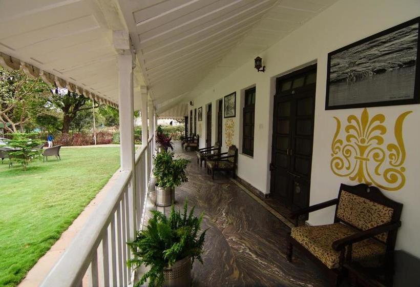 酒店 Mpt Karnikar Bungalow