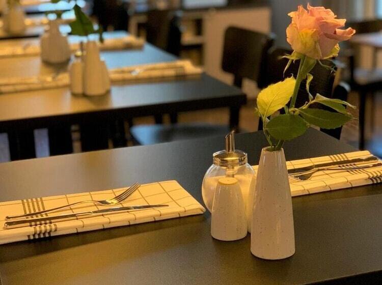 Hotel Vienna House Easy By Wyndham Bremen City Apartments