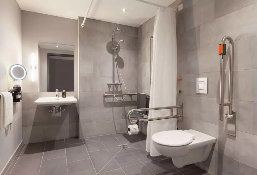 هتل Vienna House Easy By Wyndham Bremen City Apartments