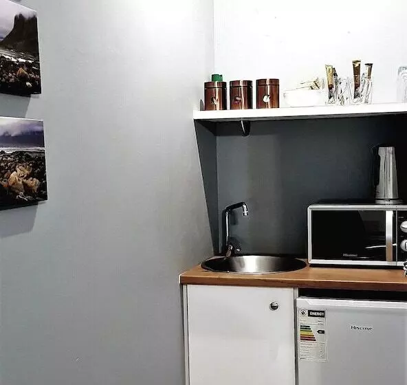 ペンション Graceland Guesthouse