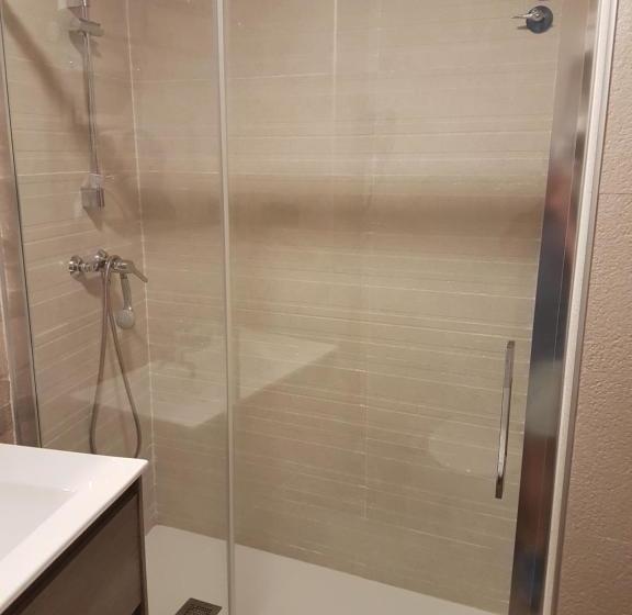 بنسيون Hostal Los Esquiladores