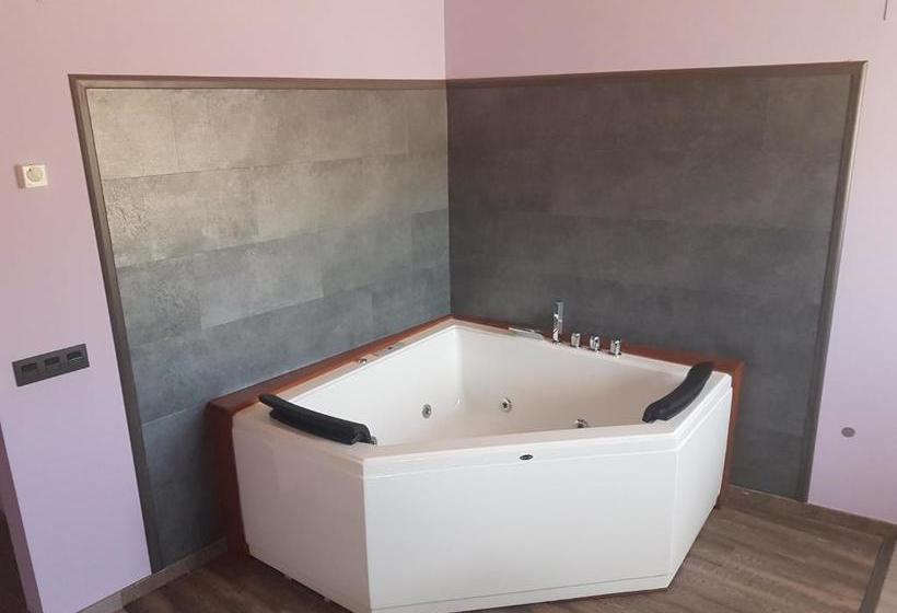 بنسيون Hostal Los Esquiladores