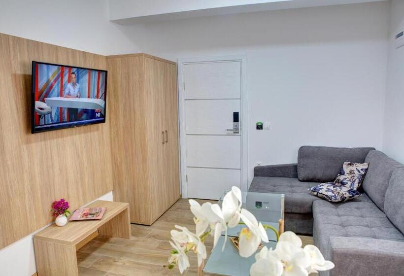 پانسیون Villa Floris