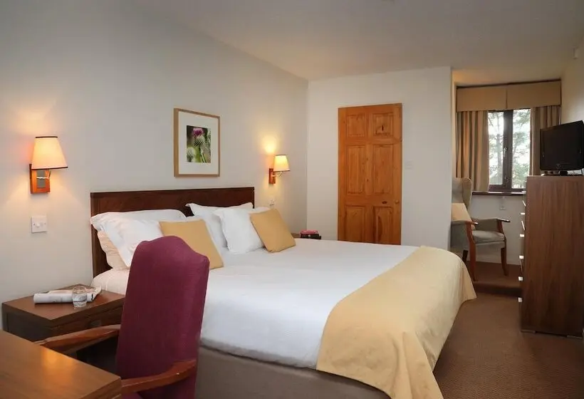 Macdonald Forest Hills Resort