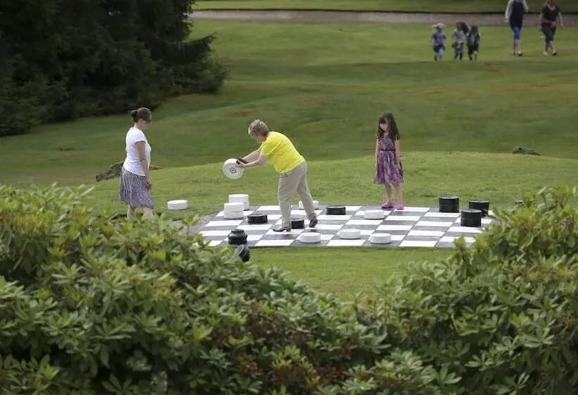 Macdonald Forest Hills Resort