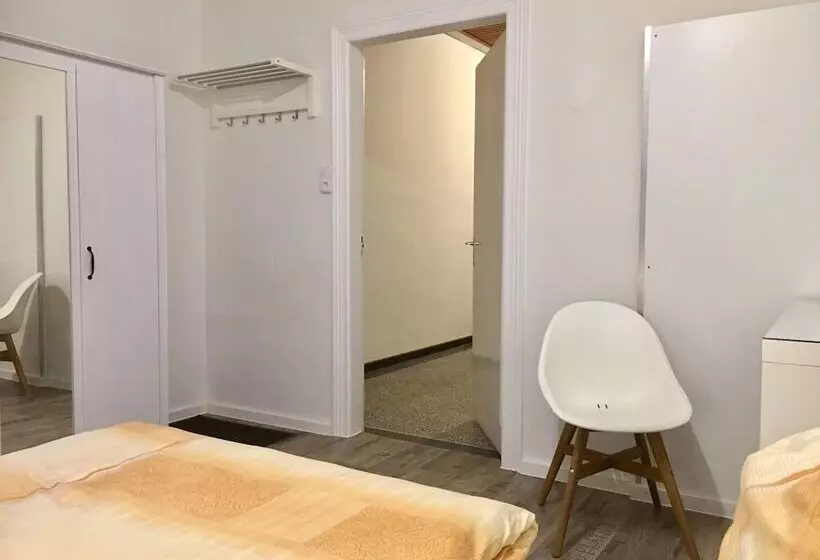 Retkeilymaja Monteurzimmer Stuhr