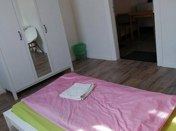 فندق صغير Monteurzimmer Stuhr