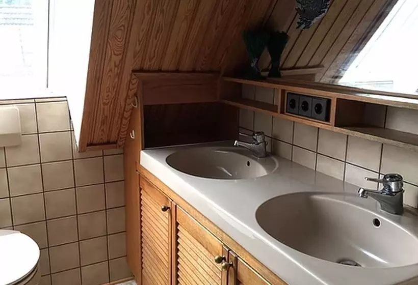 Retkeilymaja Monteurzimmer Stuhr