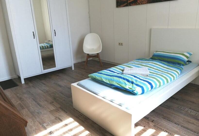 فندق صغير Monteurzimmer Stuhr