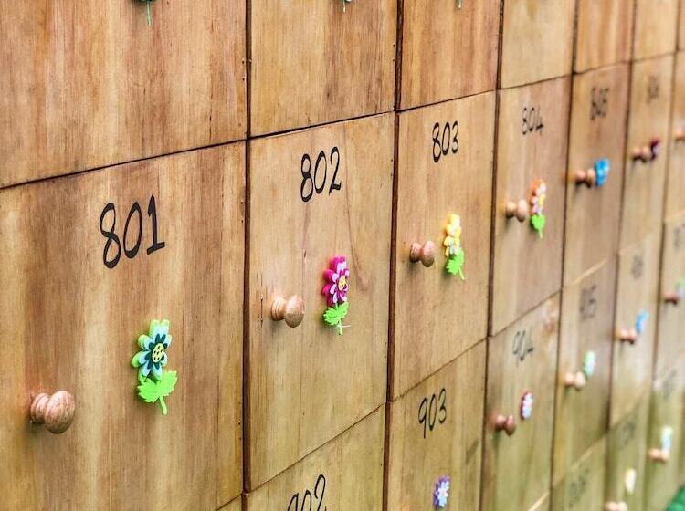 فنادق الكبسولة Kea Garden Mini Chalet   Hostel