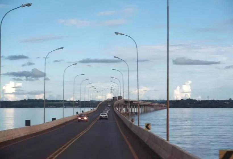 ホテル Rio Paraná