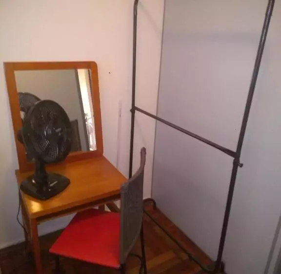 ペンション Albergue Econômico