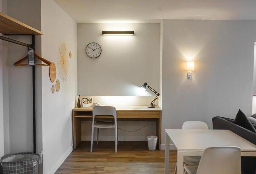 酒店 Carnation Residence