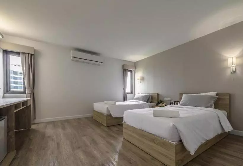 Hotel Carnation Residence