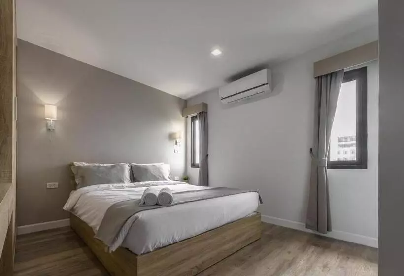 Hotel Carnation Residence