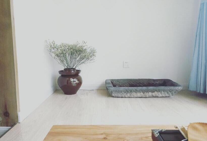 פנסיון Bloom Time Guest House