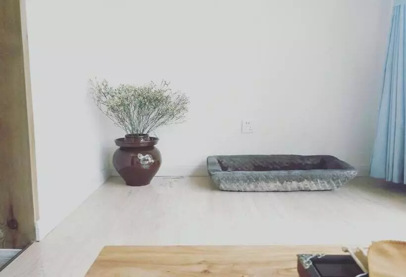 پانسیون Bloom Time Guest House