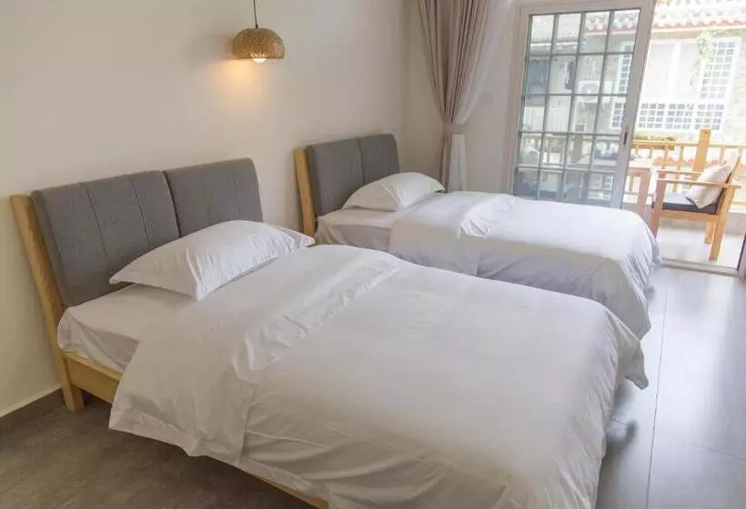 پانسیون Bloom Time Guest House