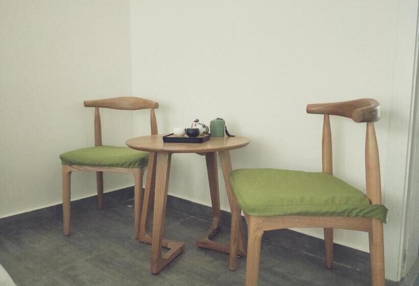 פנסיון Bloom Time Guest House