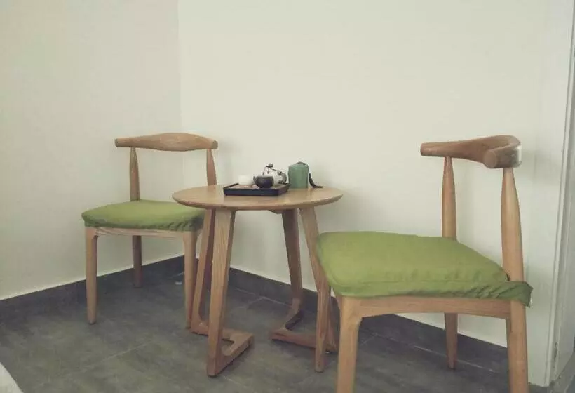 پانسیون Bloom Time Guest House