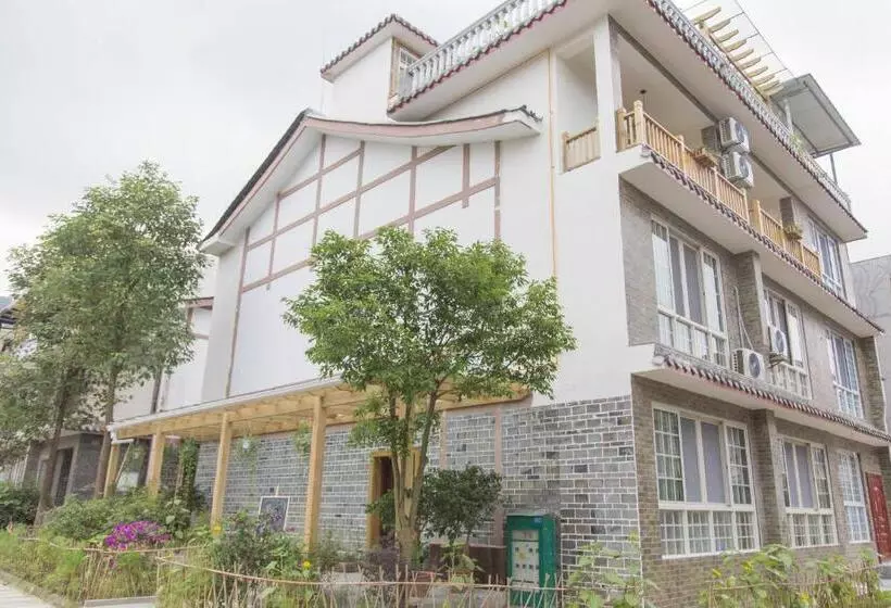 پانسیون Bloom Time Guest House