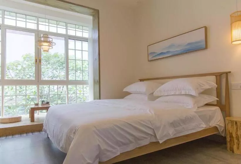 پانسیون Bloom Time Guest House