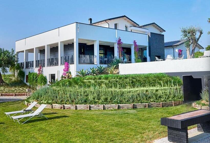 فندق Idea 18 Boutique