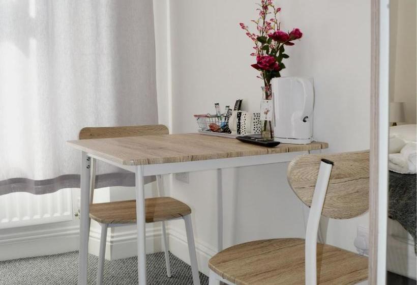 پانسیون One Caprera Guest House