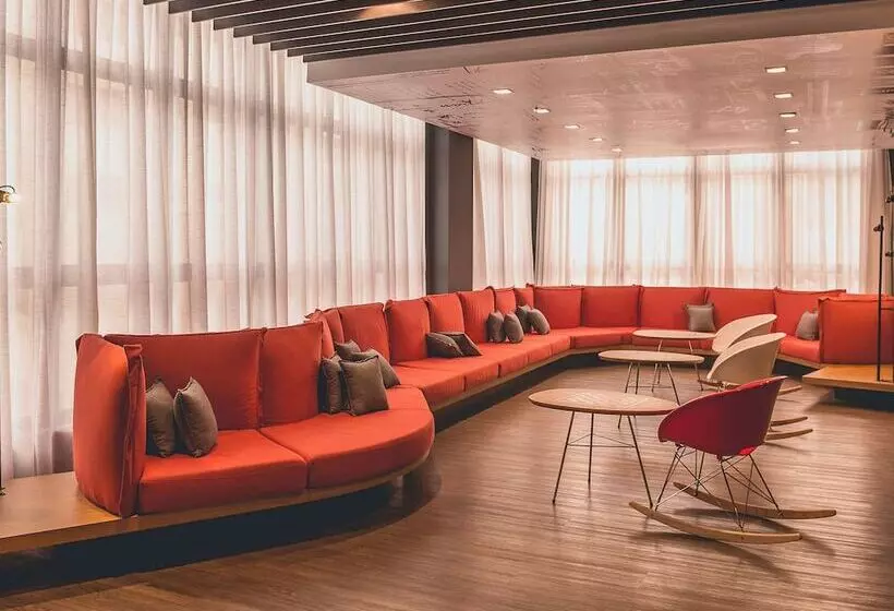 ホテル Ibis Carlos Barbosa