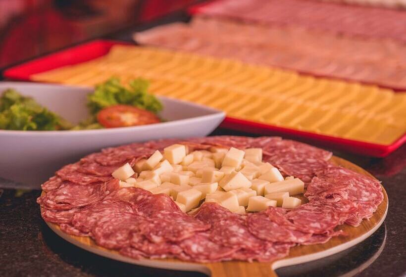 酒店 Ibis Carlos Barbosa