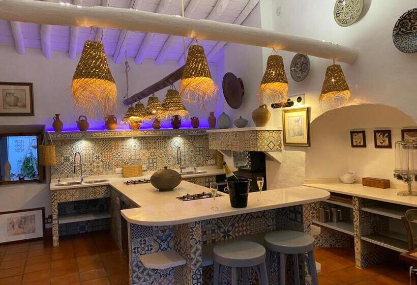 هتل La Guzmana De Ronda