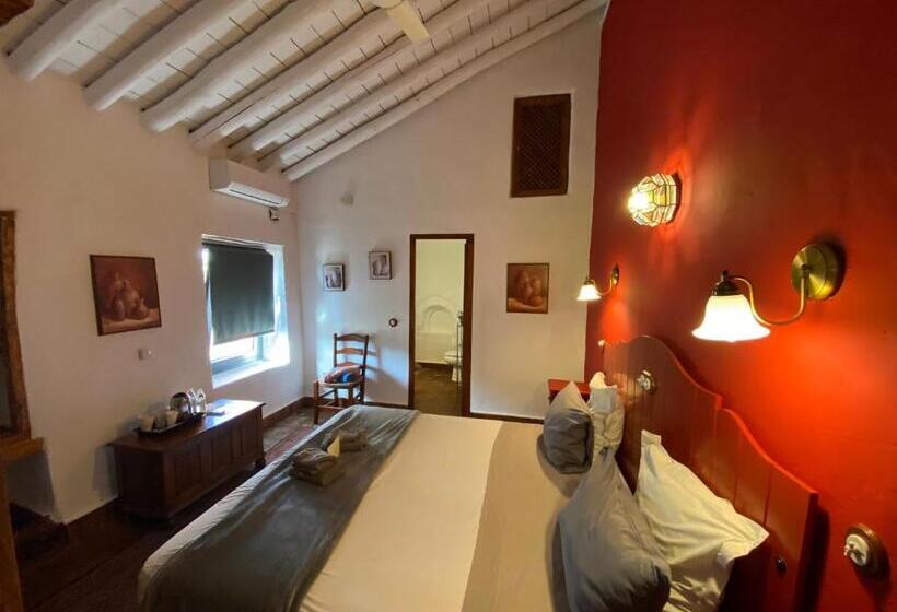 هتل La Guzmana De Ronda