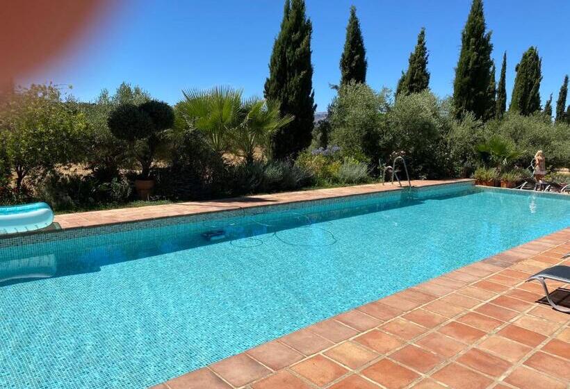 هتل La Guzmana De Ronda