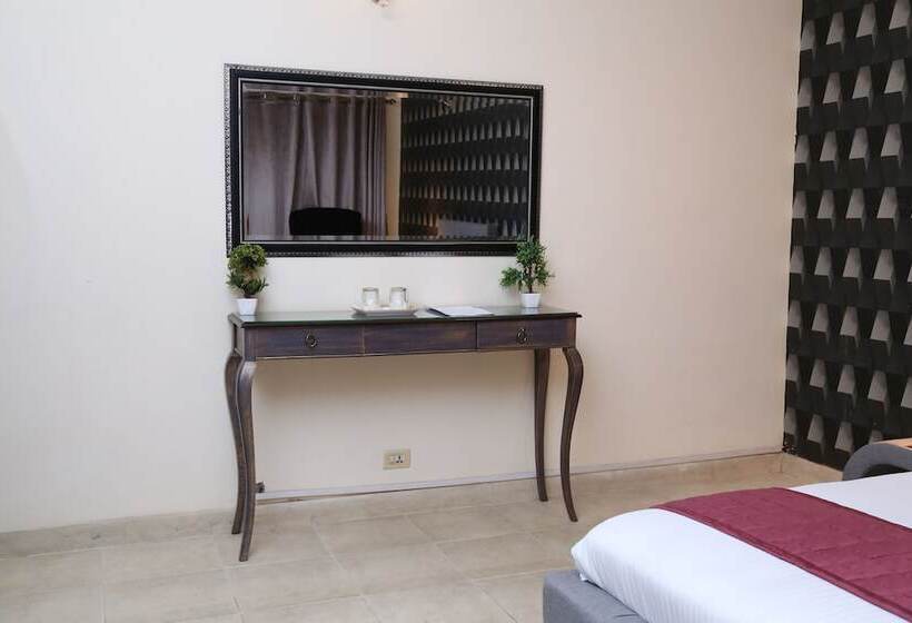 هتل The Westin Suites